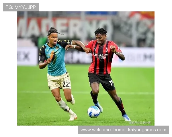 AC米兰通过侧翼牵扯防线,创造更多传球通道